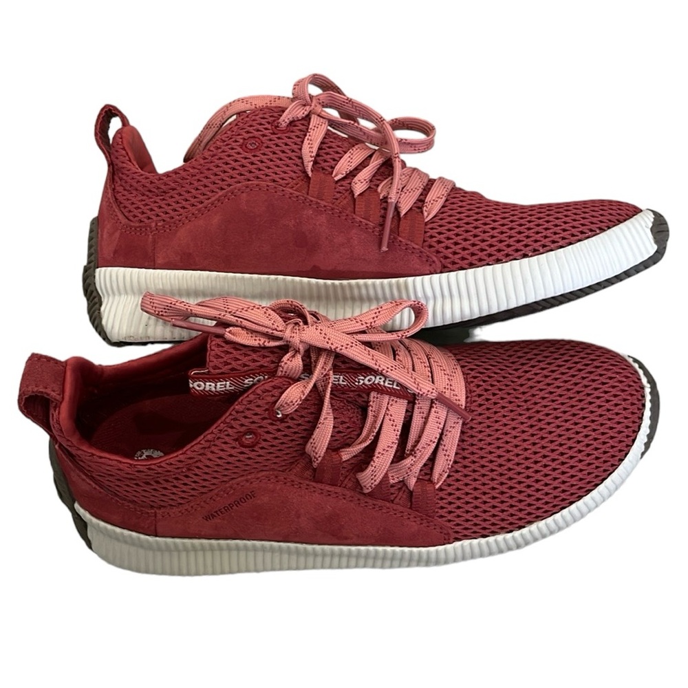 Sorel Women's Burgundy Mesh Sneakers
